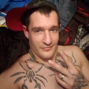 Meet your Posher, Derek